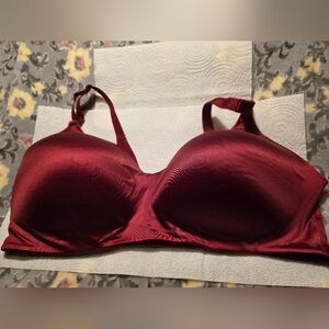 TORRID Curve Red Burgund Back Smoothing Wire-Free Lightly Lined Everyday 40DDD